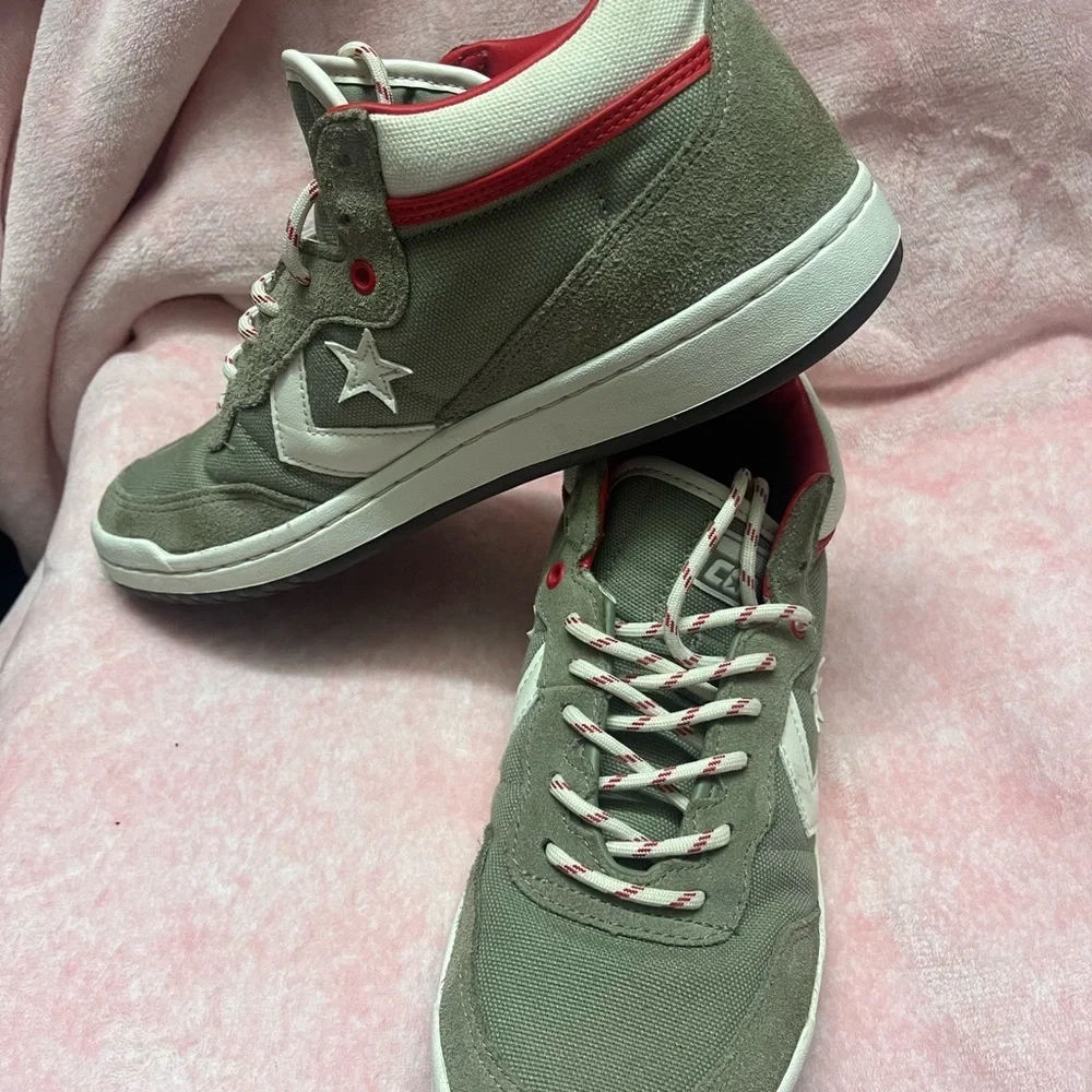 Converse Gray and‎ Red Men's Sneakers